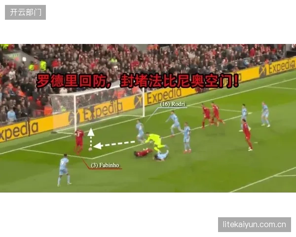 克拉克强调高位压迫，吉尔摩与麦格雷戈的中场扫荡是战术执行基石。